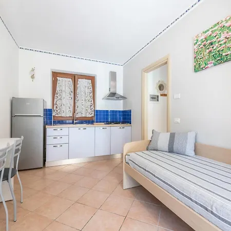 Tatiana A4 * Tremosine