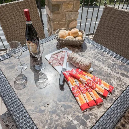 Appartement Tatiana A4 *